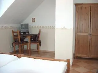 Amadeus&apartments 3*